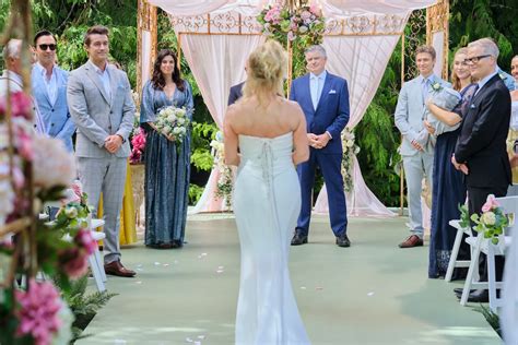 ‘Chesapeake Shores’ Series Finale Recap: A Wedding, a。